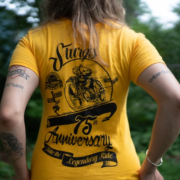 Authentic Sturgis Motorcycle Rally Graphic Tee - Picture 6 of 9